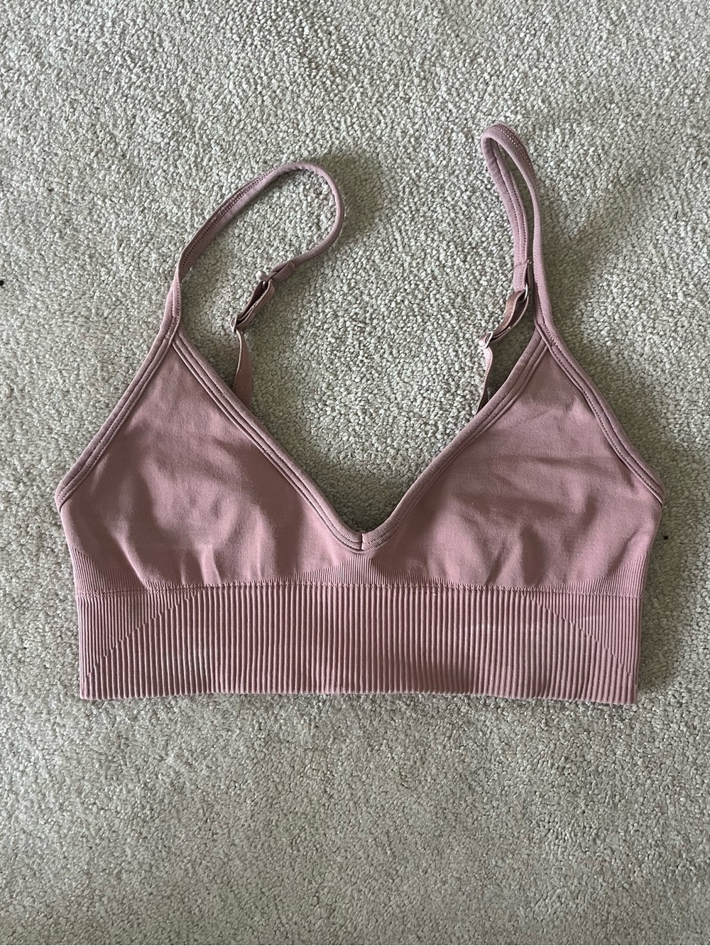 Lululemon Seamless V-Neck Bralette in Dusty Rose Color